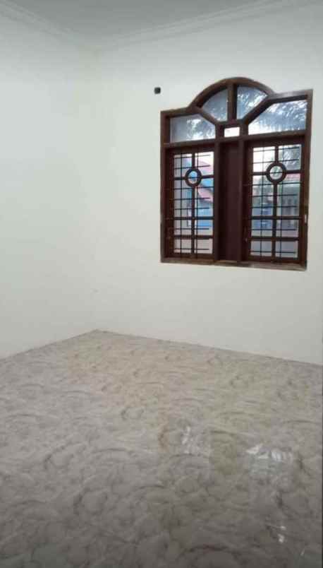 dijual rumah lidah kulon wiyung