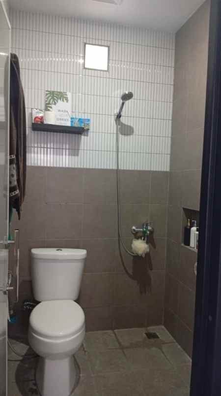 dijual rumah maguwoharjo depok sleman