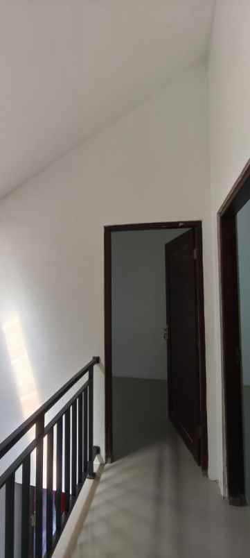 dijual rumah maguwoharjo depok sleman
