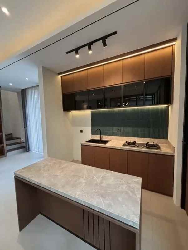 dijual rumah maguwpharjo