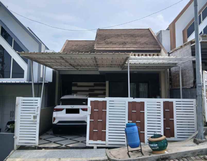 dijual rumah mangunharjo