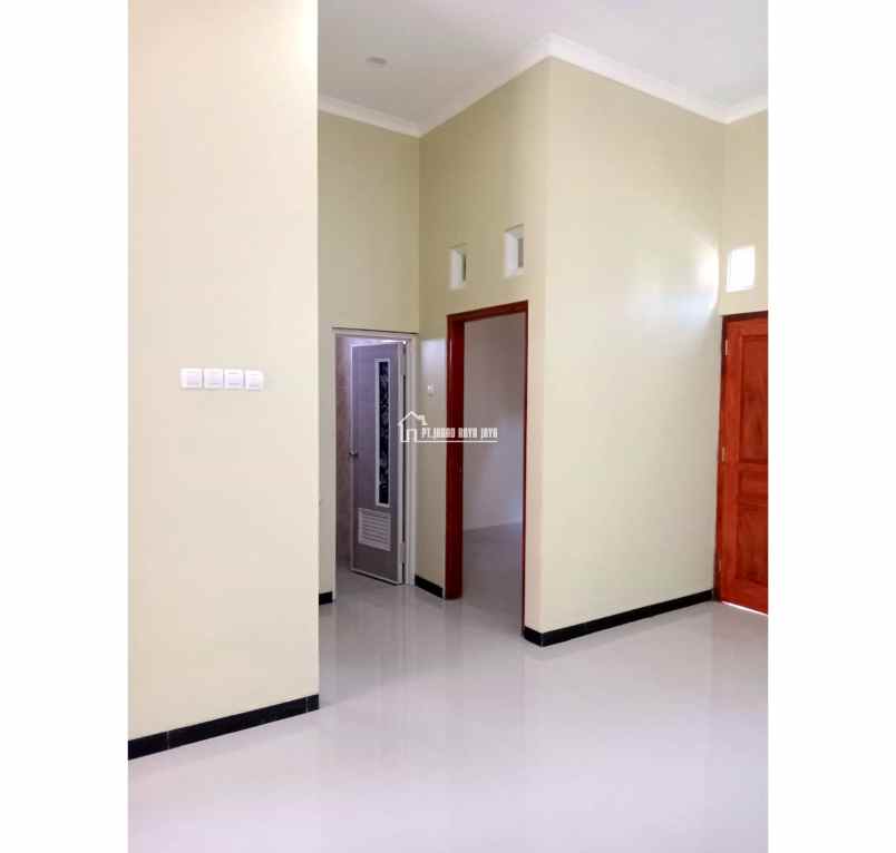 dijual rumah mangunsari