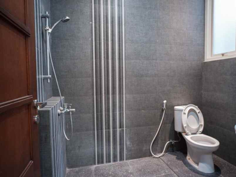 dijual rumah margorejo indah