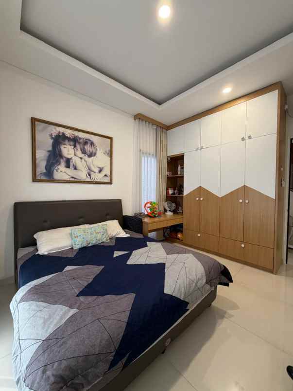 dijual rumah menteng village gading serpong