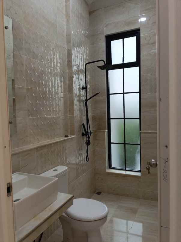 dijual rumah murah di kahfi 1 cipedak a