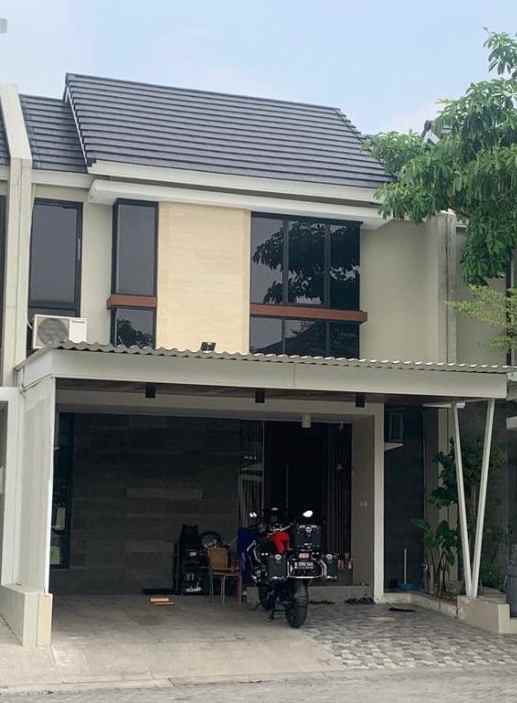 dijual rumah northwest lake citraland