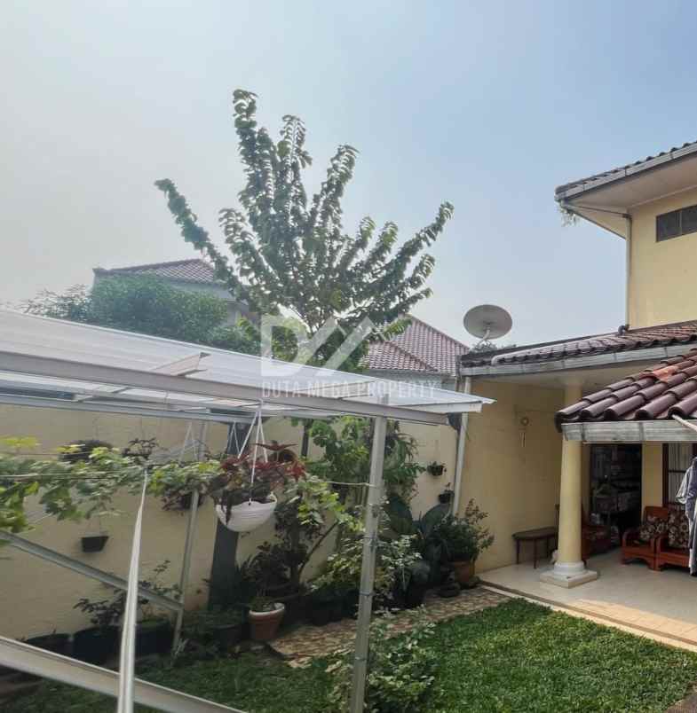 dijual rumah nusa loka bsd