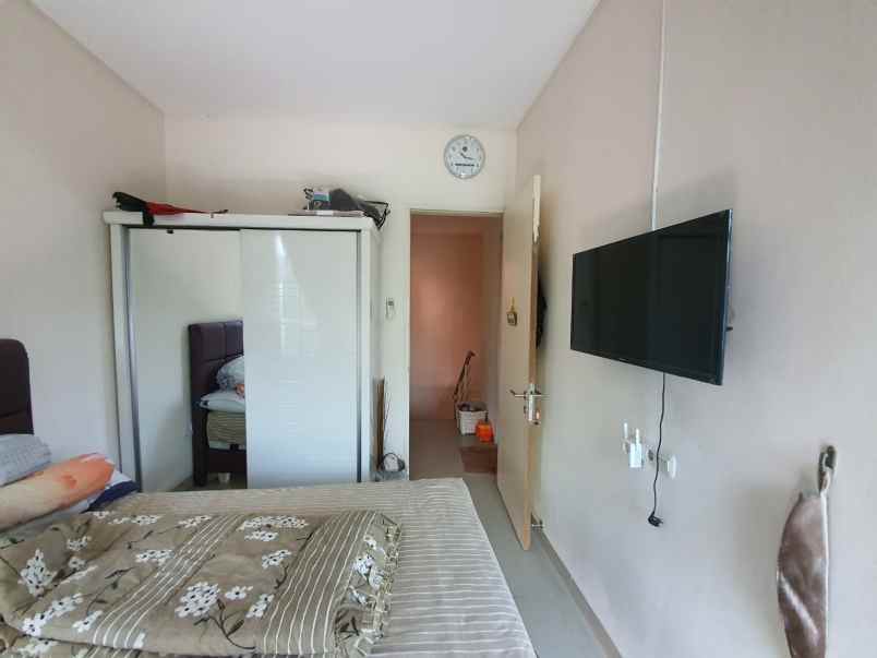 dijual rumah nyaman dan aman di green serpong bintaro