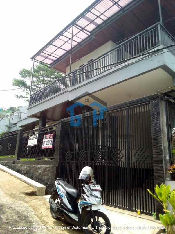 dijual rumah padalarang