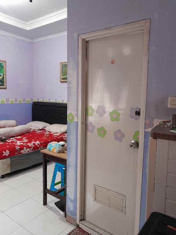 dijual rumah paninggilan