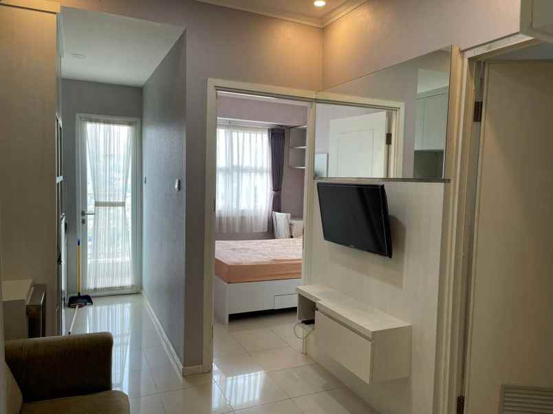 dijual rumah parahyangan residence