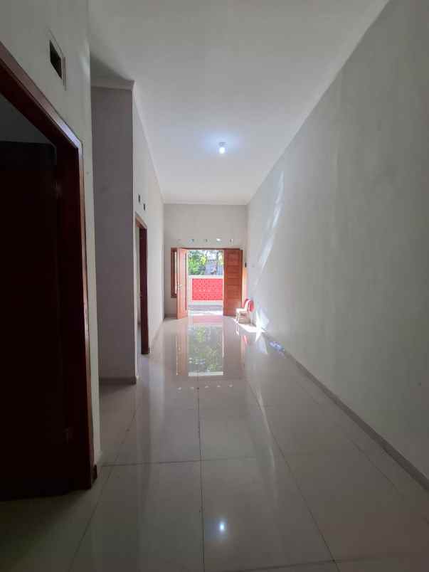 dijual rumah pasar jangkang
