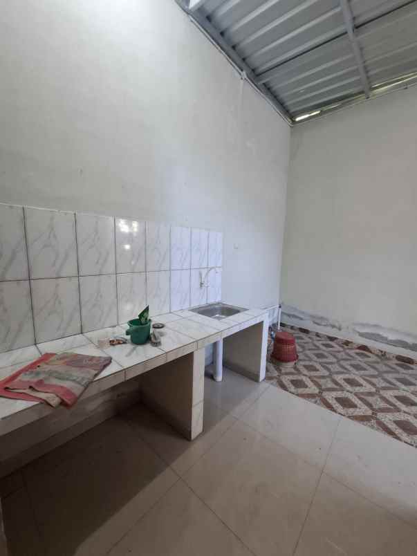dijual rumah pasar jangkang