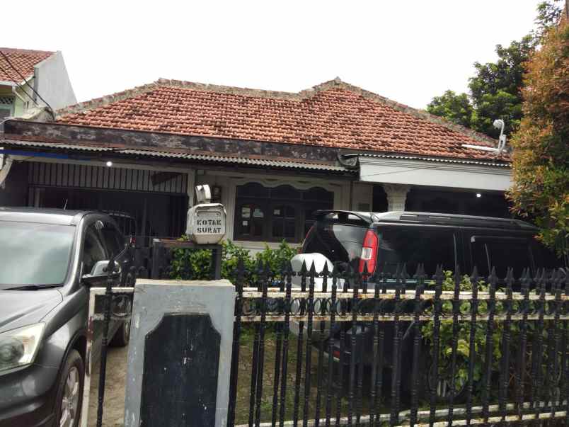 dijual rumah pejaten timur