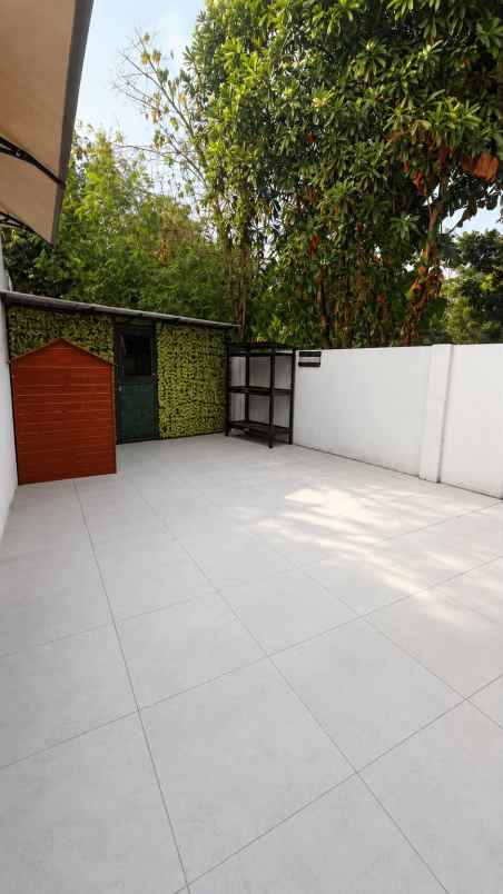 dijual rumah perum bukit kencana residence
