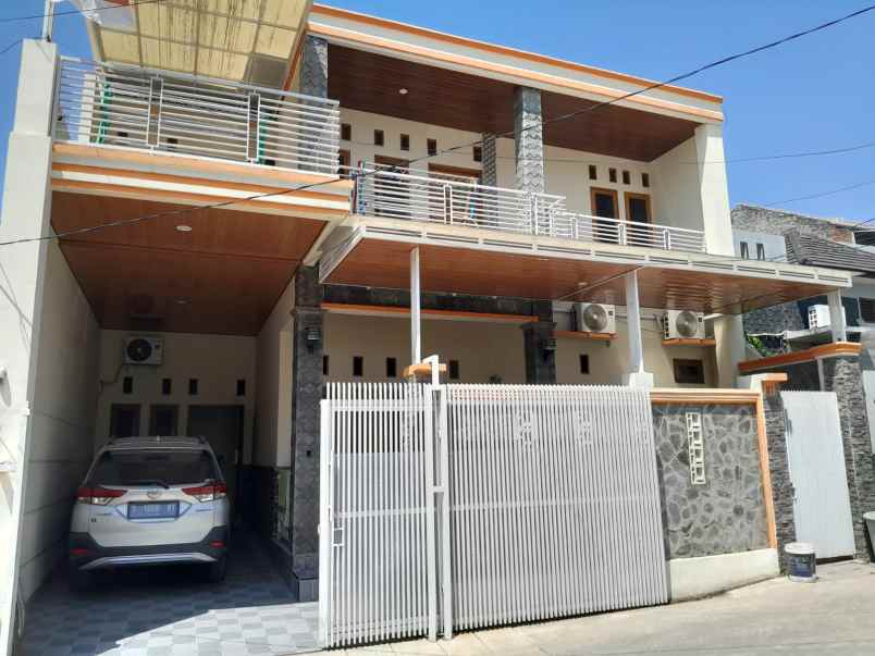 dijual rumah perum bumi inti persada