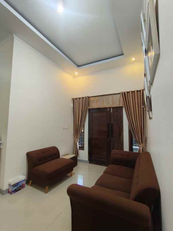 dijual rumah perum indaci jl ipik