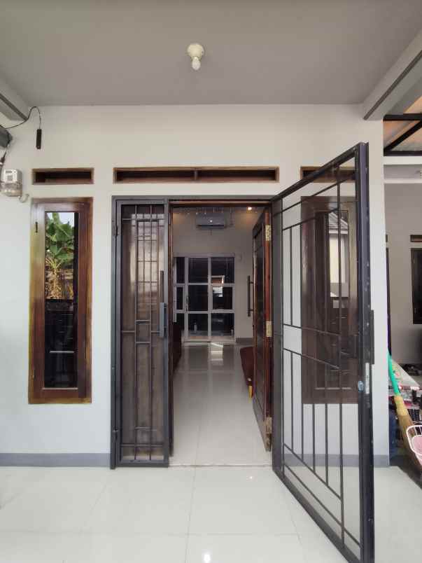 dijual rumah perum indaci jl ipik