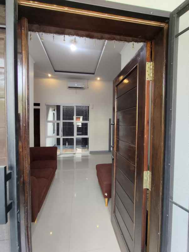dijual rumah perum indaci jl ipik
