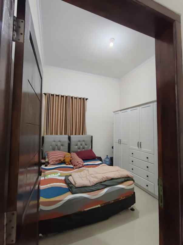 dijual rumah perum indaci jl ipik