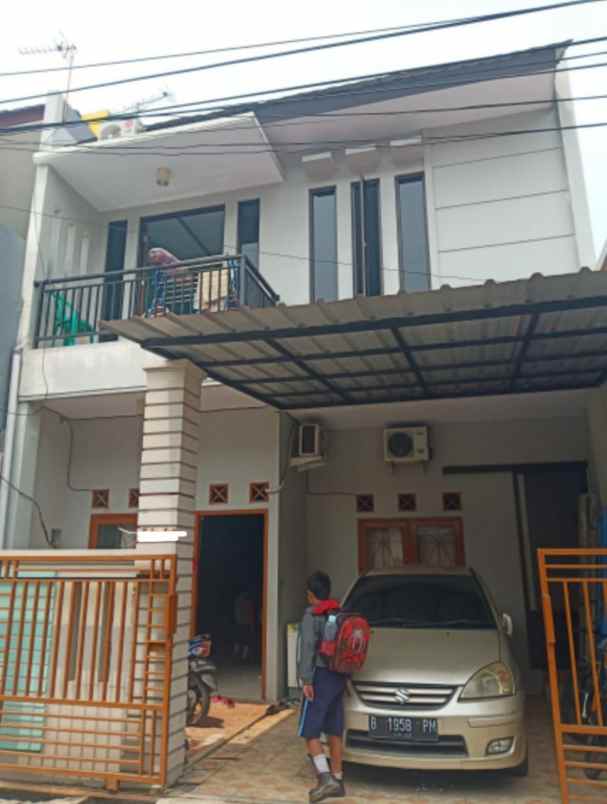 dijual rumah perumahan bulevar hijau