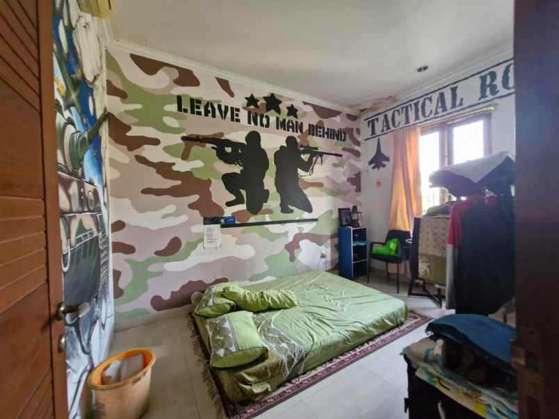 dijual rumah perumahan jatinegara baru