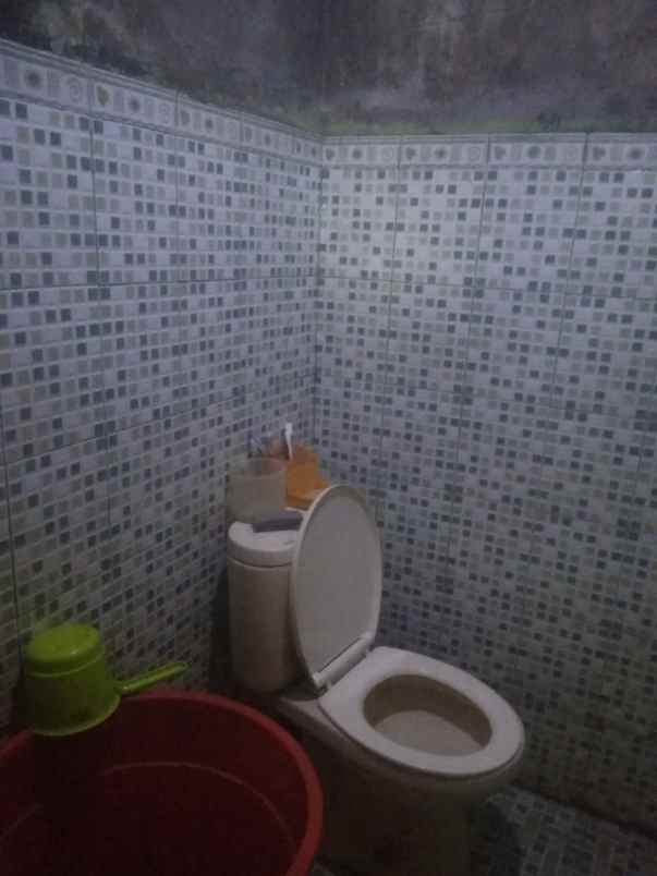 dijual rumah perumahan kompas blok c