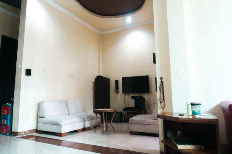 dijual rumah perumahan metland menteng