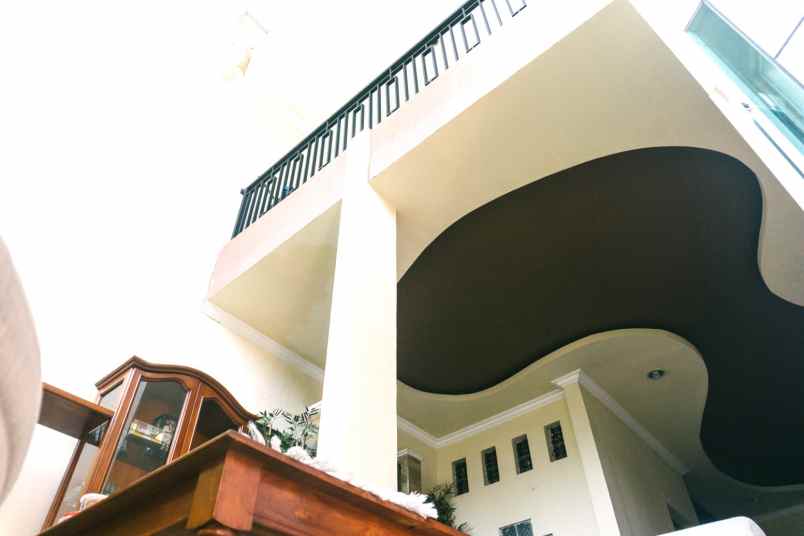 dijual rumah perumahan metland menteng