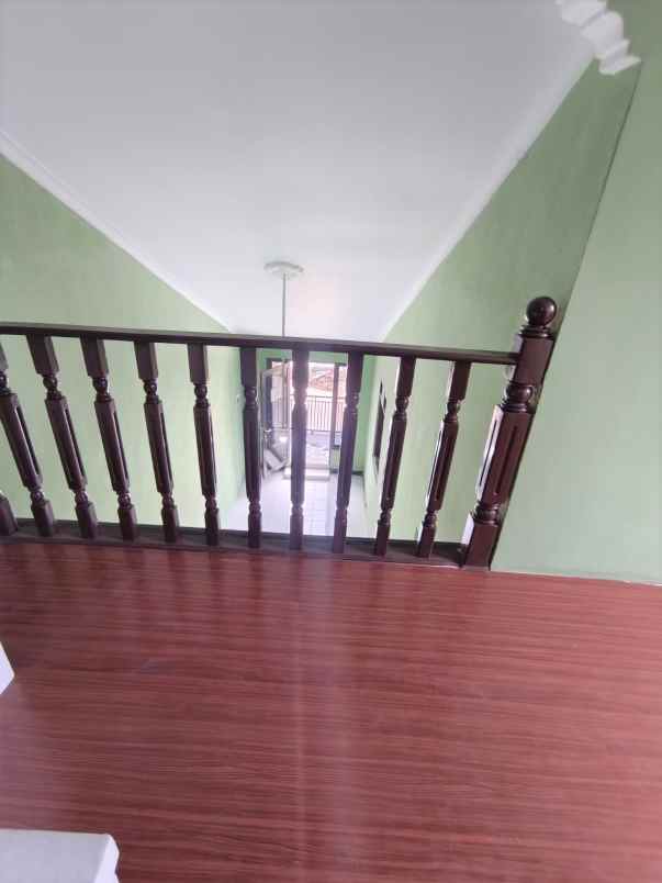 dijual rumah perumahan permata hijau