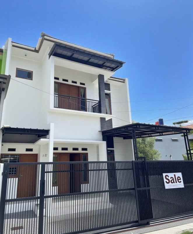 dijual rumah perumahan pertama buah
