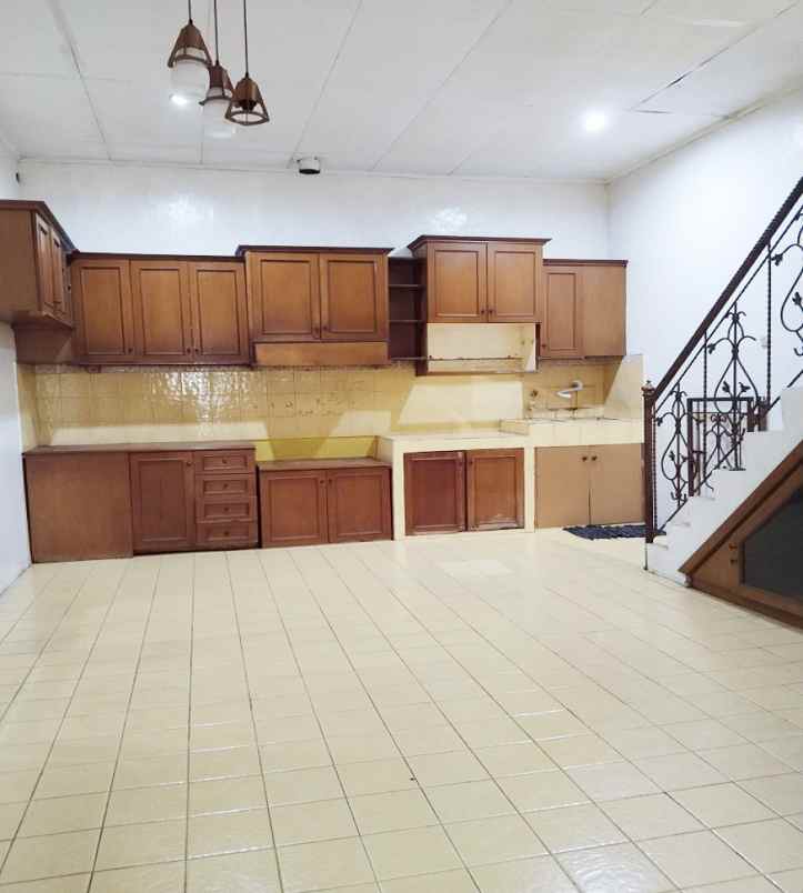dijual rumah perumahan taman harapan
