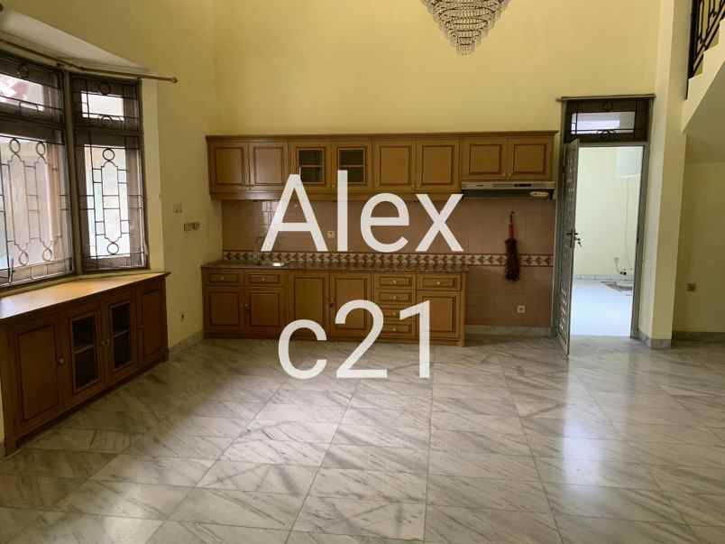 dijual rumah pesanggrahan