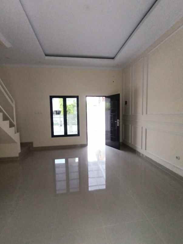 dijual rumah pesona anggrek