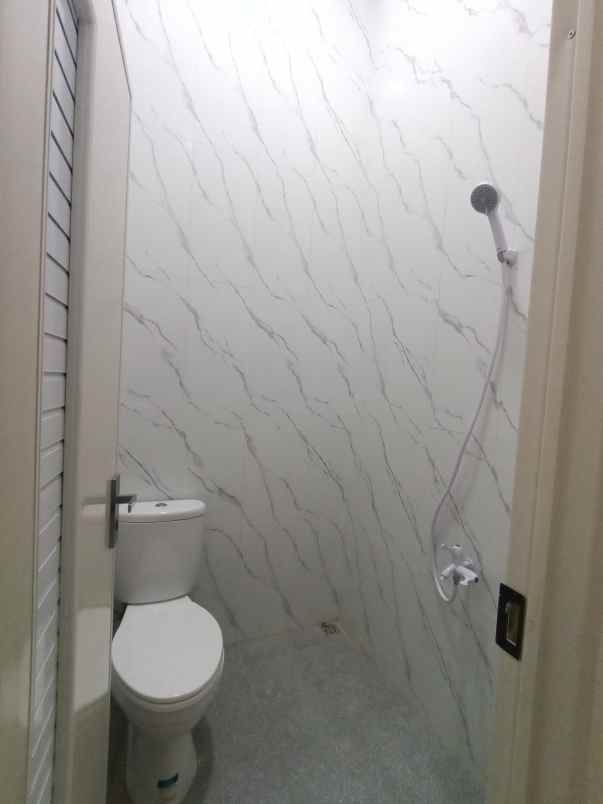 dijual rumah pesona anggrek