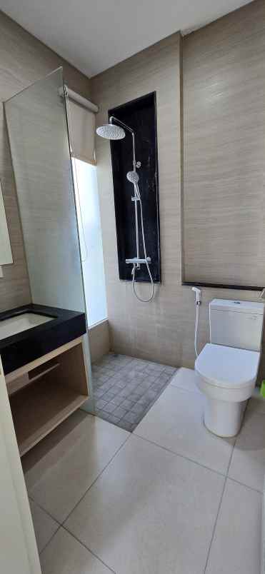 dijual rumah pinewood grand kenjeran