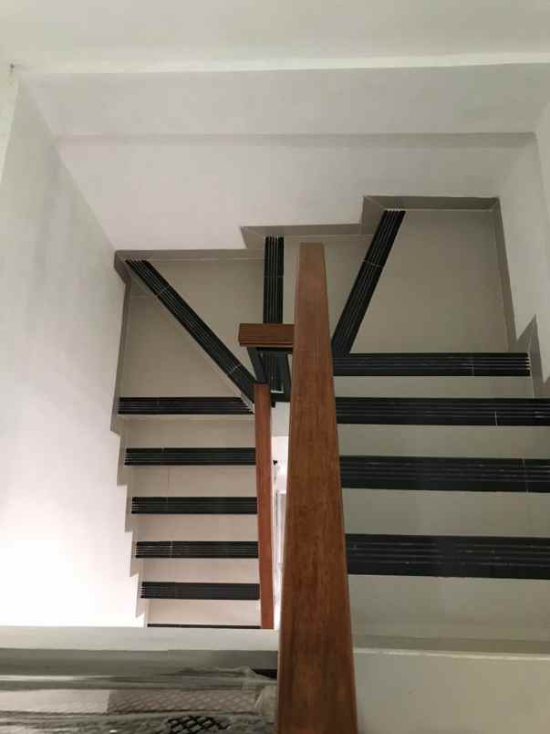 dijual rumah pondok jaya