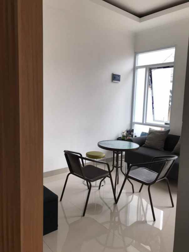 dijual rumah pondok jaya