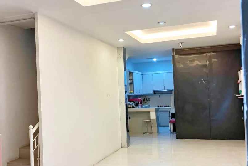 dijual rumah pondok kelapa