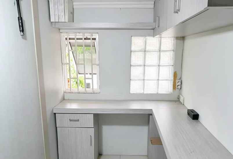 dijual rumah pondok kelapa