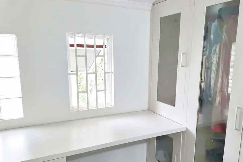 dijual rumah pondok kelapa