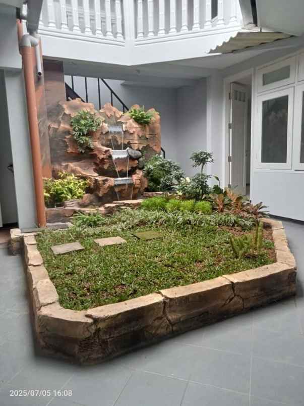 dijual rumah pondok nirwana