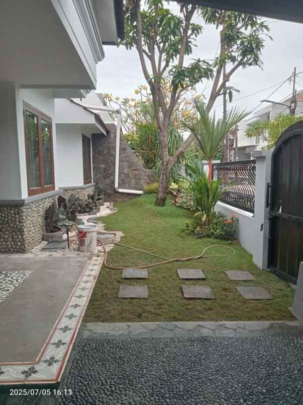 dijual rumah pondok nirwana