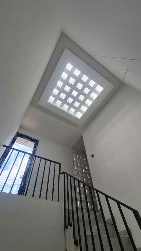 dijual rumah pondok pinang