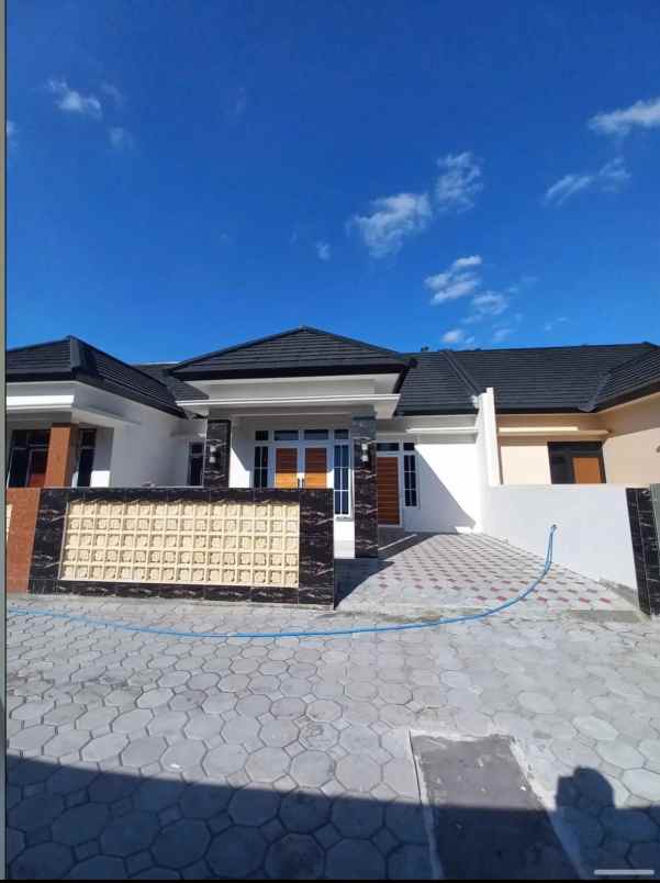 dijual rumah potorono banguntapan
