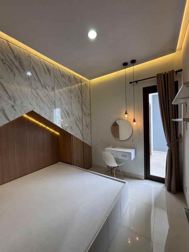 dijual rumah prestigia the eminent bsd city