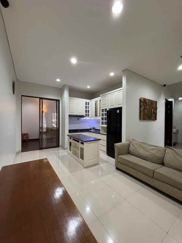 dijual rumah prestigia the eminent bsd city