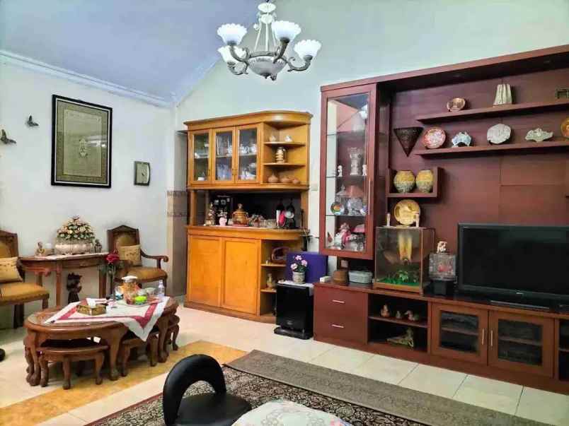dijual rumah pulogebang