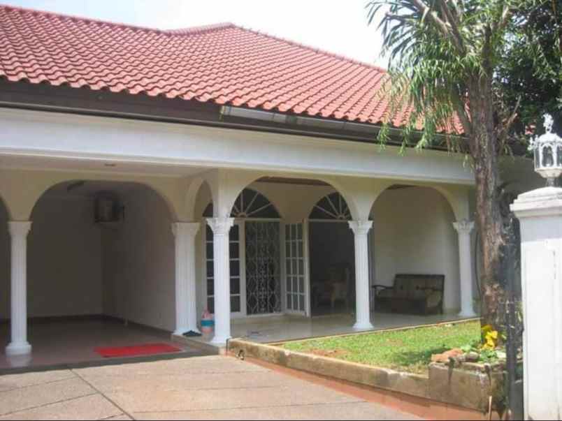 dijual rumah ragunan