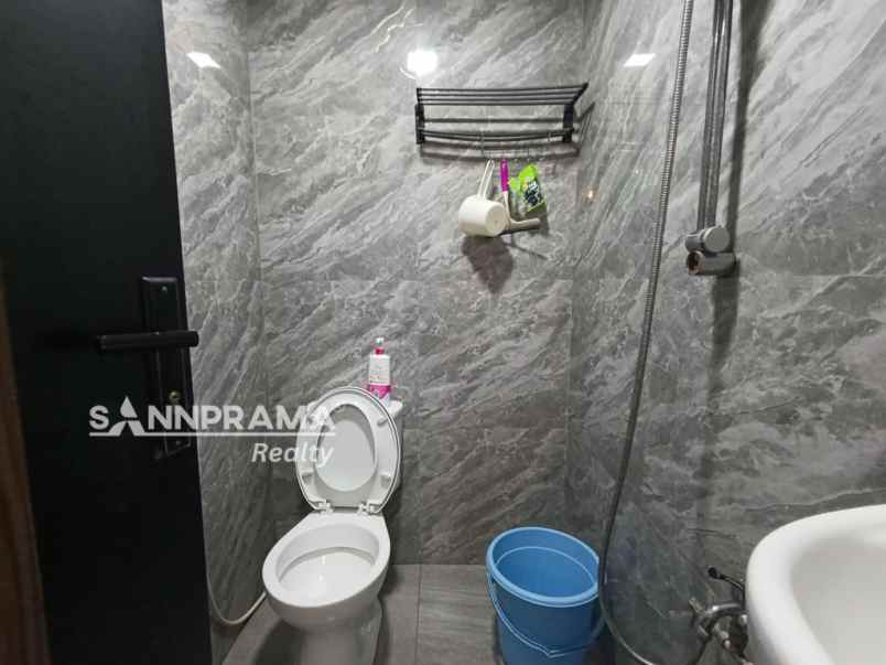 dijual rumah rangkapan jaya